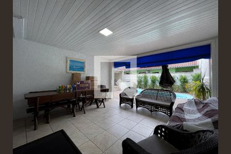 Casa à venda com 149m², 3 quartos e 3 vagas Casa à venda com 149m², 3 quartos e 3 vagasÁrea comum