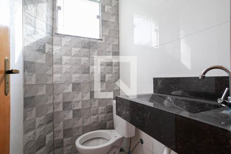 Lavabo de casa à venda com 3 quartos, 125m² em Copacabana, Belo Horizonte