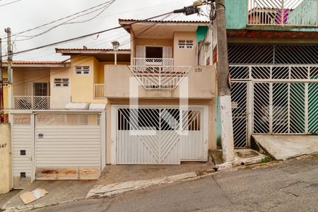 Casa à venda com 70m², 2 quartos e 1 vagaFachada