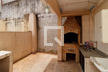 Casa à venda com 70m², 2 quartos e 1 vagaÁrea externa