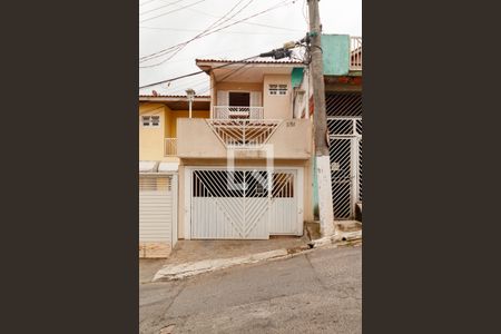 Casa à venda com 70m², 2 quartos e 1 vagaFachada