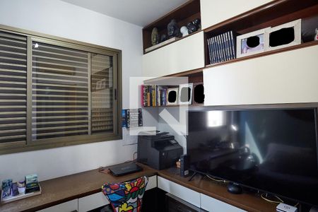 Apartamento à venda com 165m², 4 quartos e 3 vagasEscritório