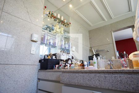 Apartamento à venda com 165m², 4 quartos e 3 vagasBanheiro da Suíte