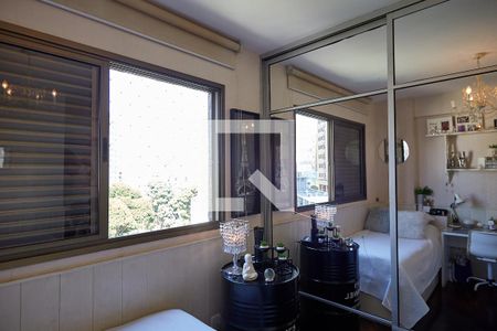 Apartamento à venda com 165m², 4 quartos e 3 vagasSuíte 1