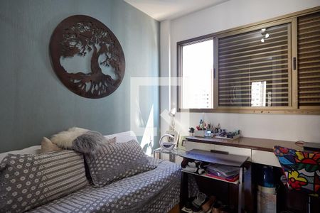 Apartamento à venda com 165m², 4 quartos e 3 vagasEscritório