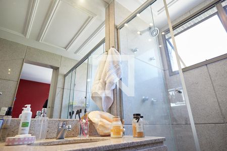 Apartamento à venda com 165m², 4 quartos e 3 vagasBanheiro da Suíte