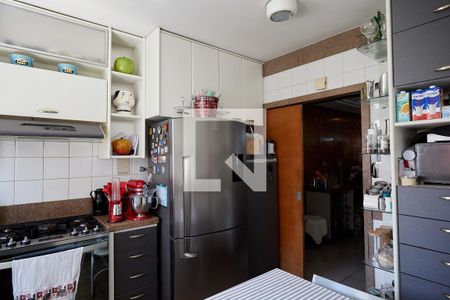 Apartamento à venda com 165m², 4 quartos e 3 vagasCozinha