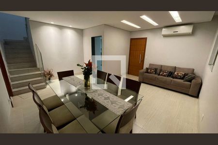 Apartamento à venda com 220m², 4 quartos e 3 vagasSala de Jantar