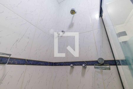 Casa à venda com 500m², 4 quartos e 3 vagasBanheiro da Suíte 2