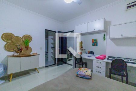 Casa à venda com 500m², 4 quartos e 3 vagasSuíte 1