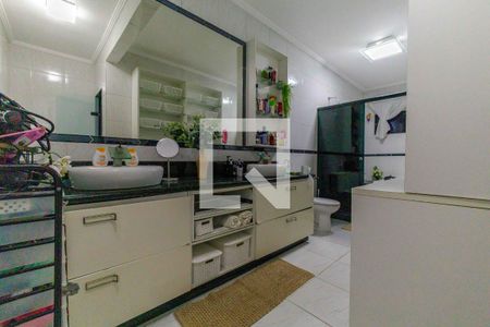 Casa à venda com 500m², 4 quartos e 3 vagasBanheiro da Suíte 3