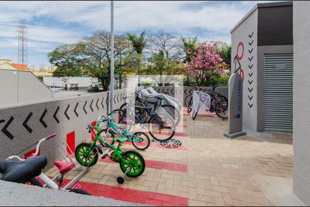 Apartamento para alugar com 36m², 2 quartos e sem vagaÁrea comum - Bicicletário