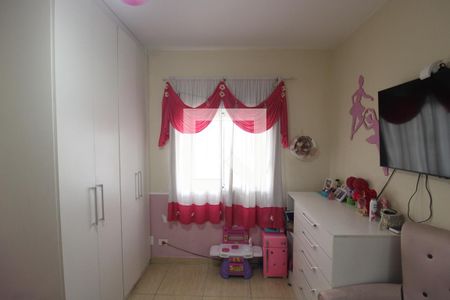 Casa de condomínio à venda com 170m², 3 quartos e 2 vagasQuarto 3