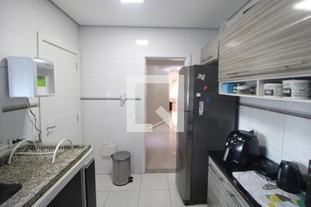 Casa de condomínio à venda com 170m², 3 quartos e 2 vagasCozinha