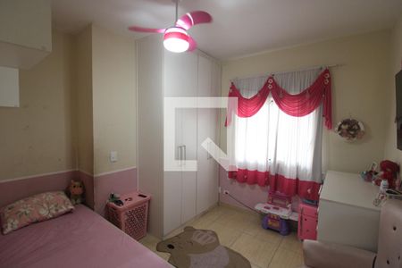 Casa de condomínio à venda com 170m², 3 quartos e 2 vagasQuarto 3