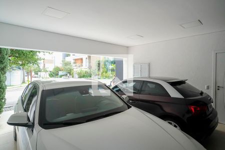 Casa de condomínio à venda com 420m², 3 quartos e 4 vagasGaragem