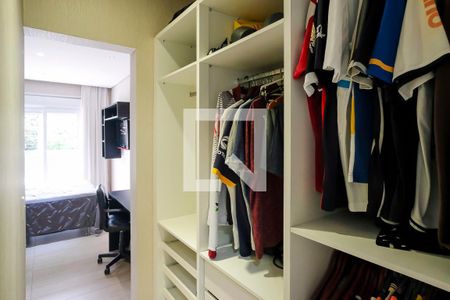 Casa de condomínio à venda com 420m², 3 quartos e 4 vagasCloset suíte 2