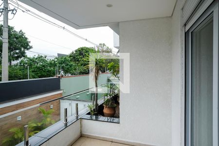Casa de condomínio à venda com 420m², 3 quartos e 4 vagasVaranda suíte 1