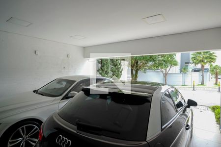 Casa de condomínio à venda com 420m², 3 quartos e 4 vagasGaragem