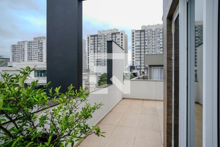 Casa de condomínio à venda com 420m², 3 quartos e 4 vagasVaranda