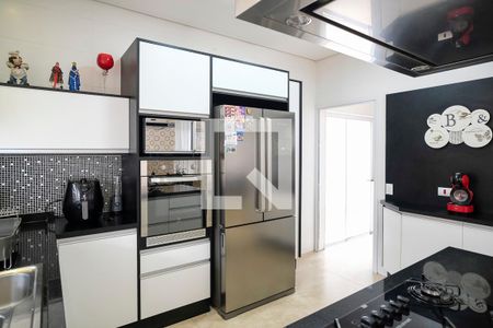 Casa de condomínio à venda com 420m², 3 quartos e 4 vagasCozinha