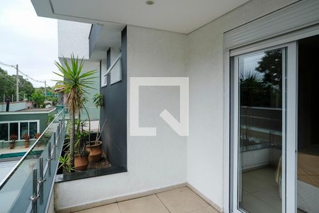 Casa de condomínio à venda com 420m², 3 quartos e 4 vagasVaranda suíte 1