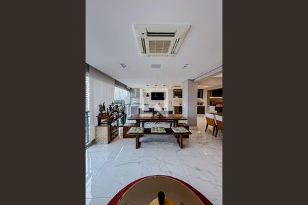 Apartamento à venda com 170m², 3 quartos e 3 vagasVaranda da Sala