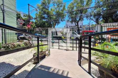 Apartamento à venda com 55m², 1 quarto e 2 vagas Apartamento à venda com 55m², 1 quarto e 2 vagasFachada