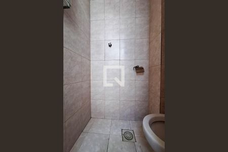 Apartamento à venda com 55m², 1 quarto e 2 vagas Apartamento à venda com 55m², 1 quarto e 2 vagasBanheiro de Serviço