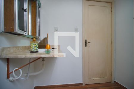 Casa à venda com 152m², 5 quartos e 3 vagasBanheiro Corredor