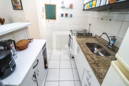Apartamento à venda com 54m², 2 quartos e 1 vaga Apartamento à venda com 54m², 2 quartos e 1 vagaCozinha