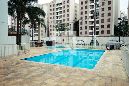 Apartamento à venda com 54m², 2 quartos e 1 vaga Apartamento à venda com 54m², 2 quartos e 1 vagaPiscina