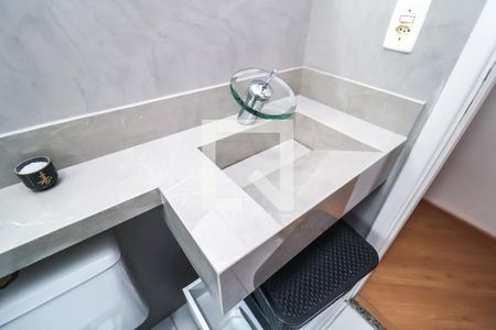 Apartamento à venda com 54m², 2 quartos e 1 vaga Apartamento à venda com 54m², 2 quartos e 1 vagaBanheiro