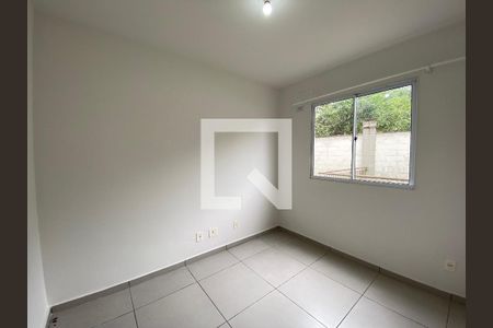 Quarto 1 de apartamento à venda com 2 quartos, 40m² em Rondônia, Novo Hamburgo