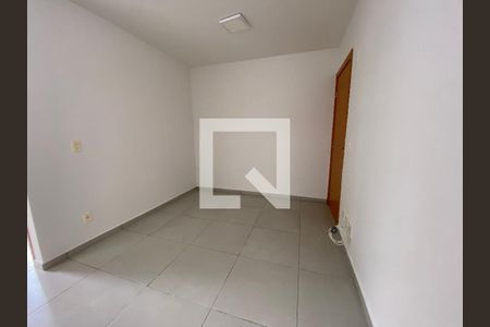 Sala de apartamento à venda com 2 quartos, 40m² em Rondônia, Novo Hamburgo