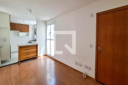 Sala de apartamento para alugar com 2 quartos, 40m² em Vila Lage, São Gonçalo