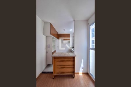 Sala de apartamento para alugar com 2 quartos, 40m² em Vila Lage, São Gonçalo