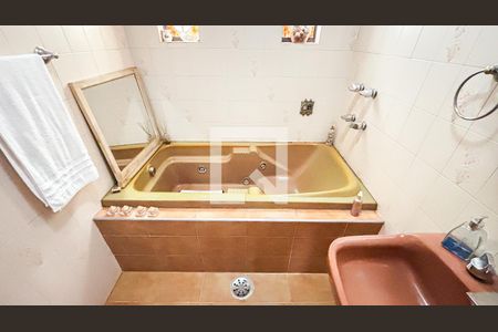 Casa para alugar com 280m², 3 quartos e 4 vagasBanheiro