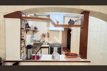 Casa para alugar com 280m², 3 quartos e 4 vagasCozinha