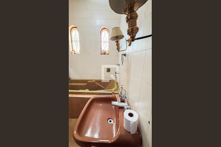 Casa para alugar com 280m², 3 quartos e 4 vagasBanheiro