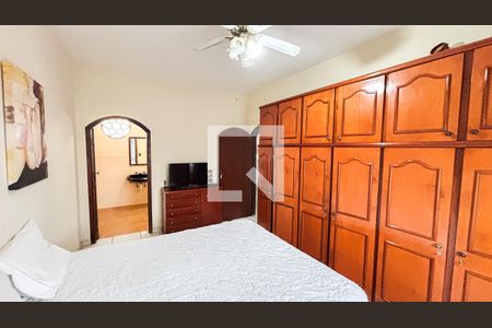 Casa para alugar com 280m², 3 quartos e 4 vagasSuite