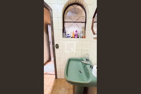 Casa para alugar com 280m², 3 quartos e 4 vagasBanheiro de Serviço