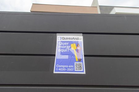 Casa à venda com 180m², 3 quartos e 2 vagas Casa à venda com 180m², 3 quartos e 2 vagasPlaca