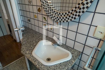 Apartamento à venda com 70m², 2 quartos e 1 vagaBanheiro e Área de Serviço - Pia