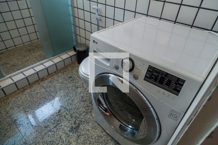 Apartamento à venda com 70m², 2 quartos e 1 vagaBanheiro e Área de Serviço - Lava e Seca