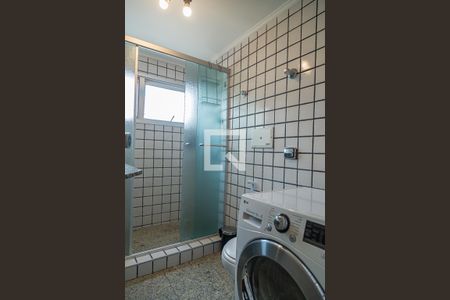 Apartamento à venda com 70m², 2 quartos e 1 vagaBanheiro e Área de Serviço