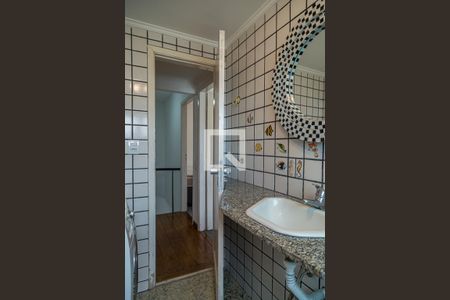 Apartamento à venda com 70m², 2 quartos e 1 vagaBanheiro e Área de Serviço