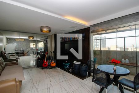 Apartamento para alugar com 194m², 3 quartos e 2 vagas Apartamento para alugar com 194m², 3 quartos e 2 vagasCobertura