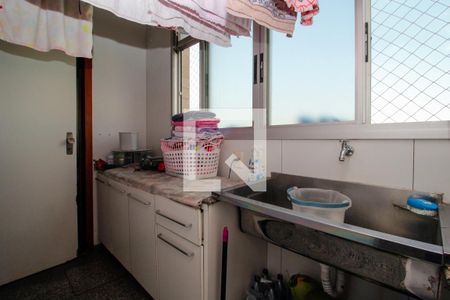 Apartamento para alugar com 194m², 3 quartos e 2 vagas Apartamento para alugar com 194m², 3 quartos e 2 vagasCozinha