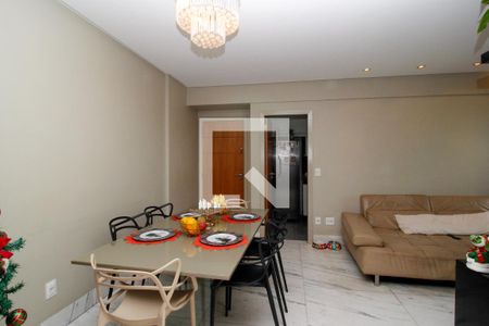Apartamento para alugar com 194m², 3 quartos e 2 vagas Apartamento para alugar com 194m², 3 quartos e 2 vagasSala